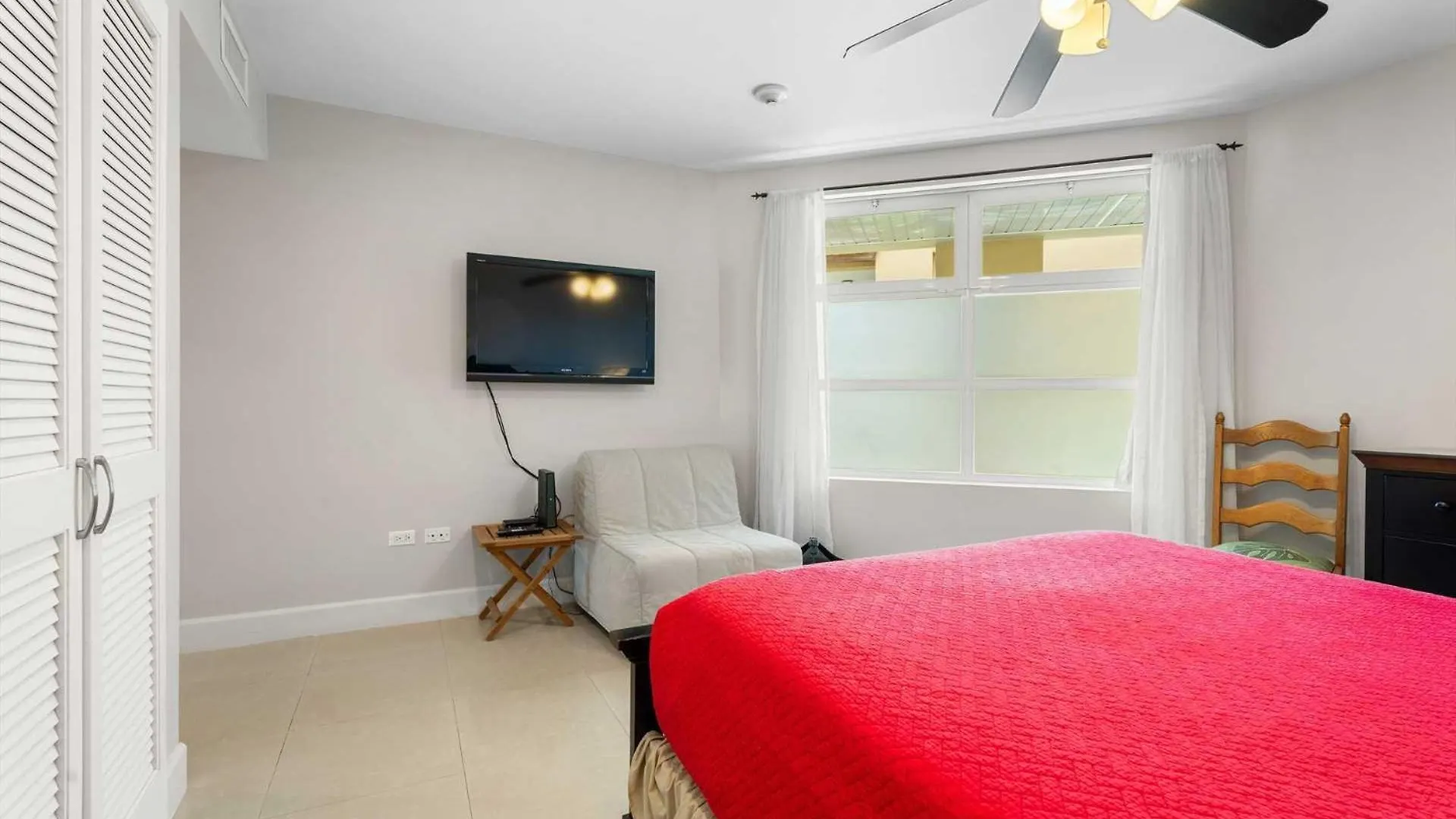 Beachfront - Divine Leisure 2Br Condo - Bc255 Palm Beach 0*,
